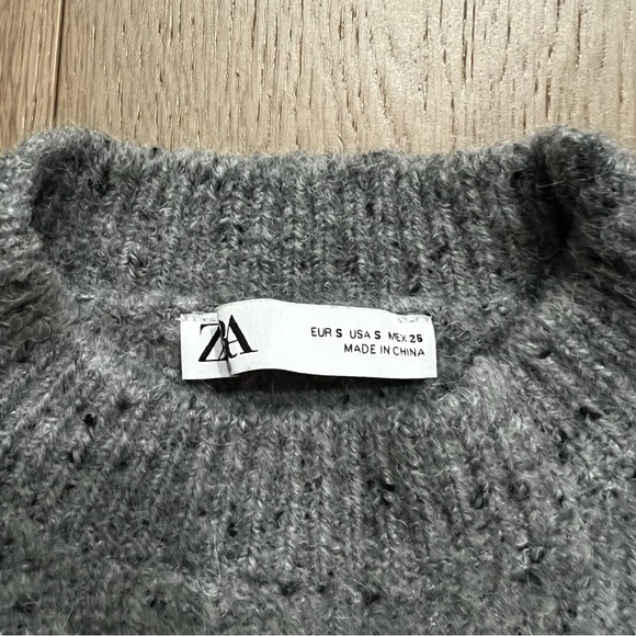 ZARA Colorblock Sweater - Picture 5 of 5